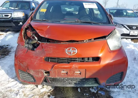 2013 Scion Iq from USA, damaged, VIN JTNJJXB03DJ023002